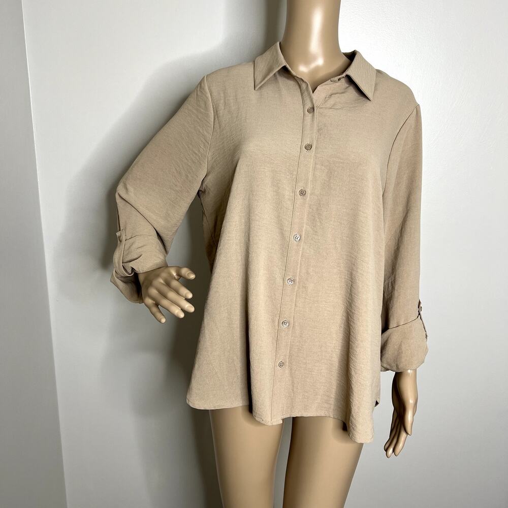 Pleione Anthropologie Beige Button Down Blouse